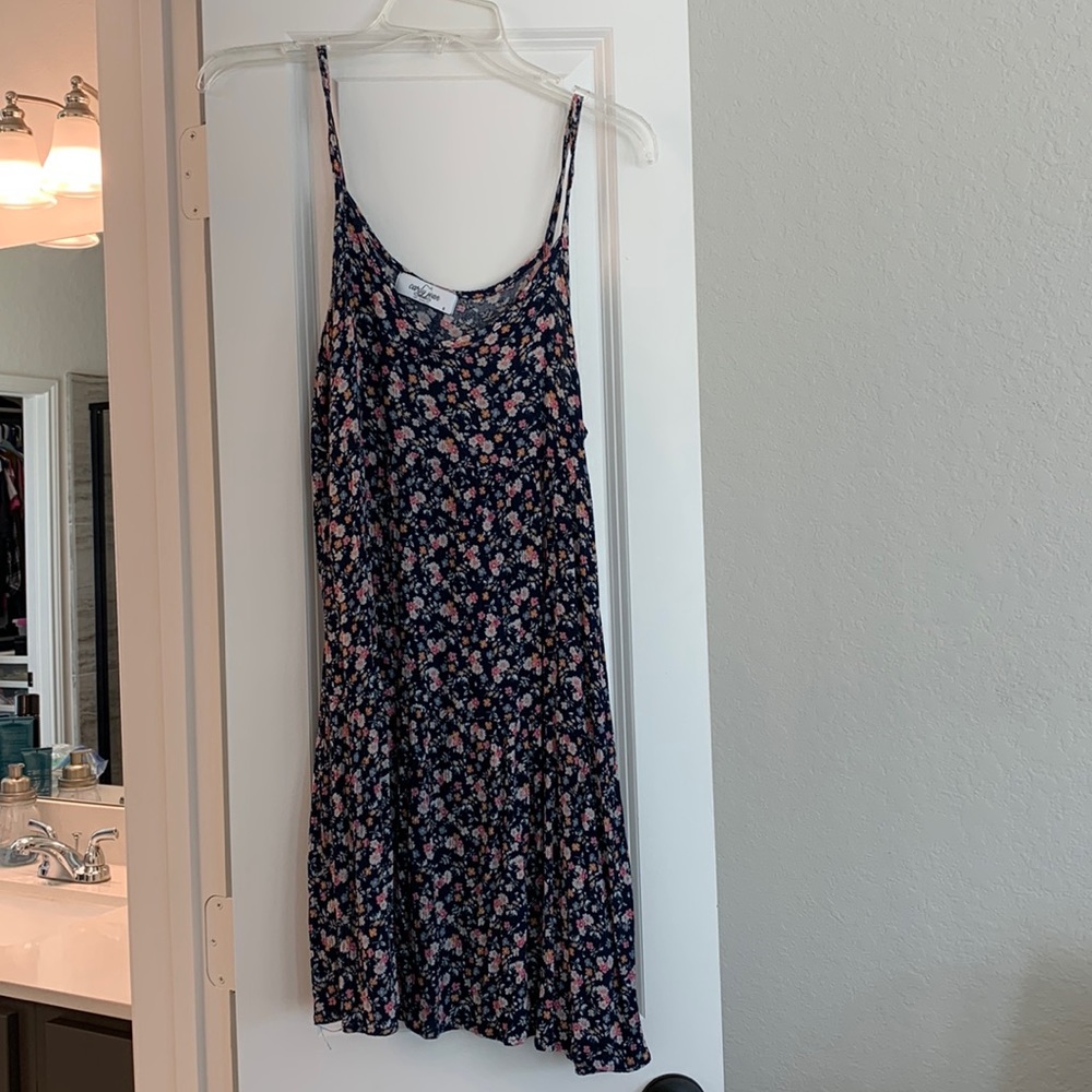Carly Jean Los Angeles Swing Dress Size Small